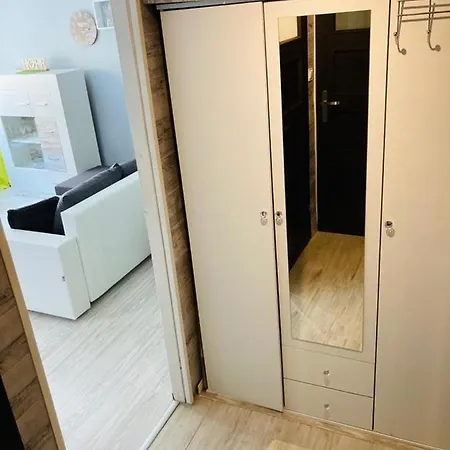 Apartamenty Every Sky Plac Ratuszowy 30 Jelenia Gora Exterior photo